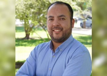 Consejero Republicano acusado de abuso sexual renuncia al partido