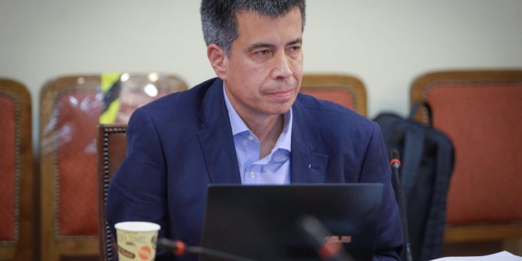 Diputado Celis califica como un «golpe al crimen» detención de banda que robó en Puerto de San Antonio