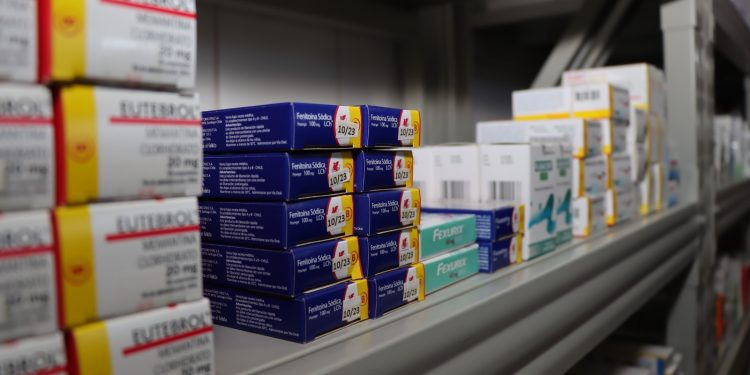 Quillota: Aseguran que farmacia comunal ha ahorrado 300 millones a vecinos