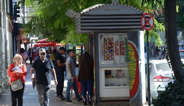 Viña del Mar: Eximen a suplementeros mayores de 60 del pago de impuestos