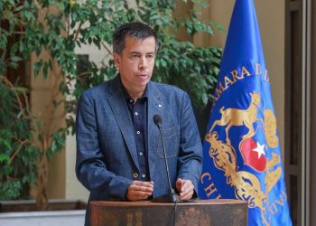 Diputado Celis pide explicaciones por soluciones a pobladores de toma desalojada en Viña del Mar