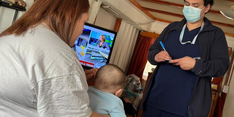 Limache: Inicia programa de atención domiciliaria para lactantes