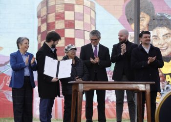 Gobierno envía al Congreso proyecto que aumenta en 60 mil el bono invierno