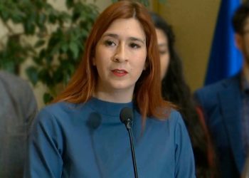 Senador Latorre (RD) anuncia que buscarán congelar militancia de diputada Catalina Pérez