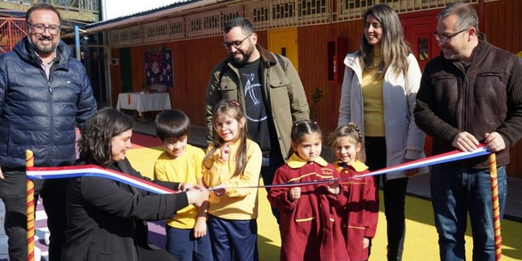 Realizan obras de mejoramiento por 160 millones en colegios municipales de Villa Alemana