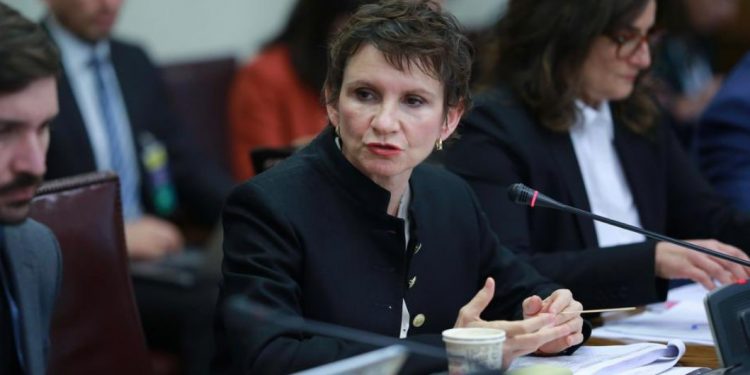 Ministra Tohá no descarta extender Estado de Excepción tras nuevos ataques