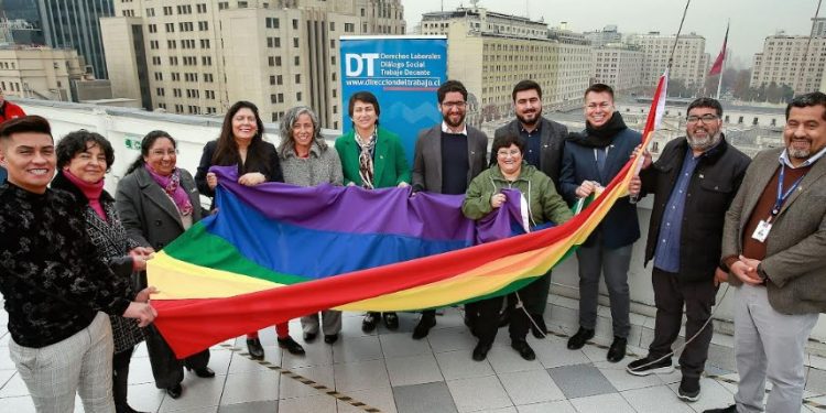 Dirección del Trabajo fiscalizará derechos de trabajadores de las disidencias sexuales