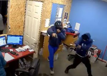 Reinaldo Sánchez denuncia ola de robos contra garitas y anuncia posible paralización de micros