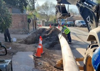 Esval avanza en renovaciones de redes en comuna de Santa María