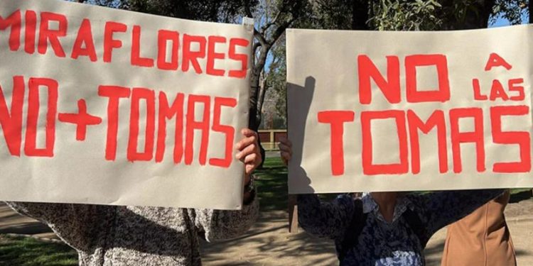 Vecinos de Miraflores Bajo claman a autoridades para frenar nueva toma después de apedreos