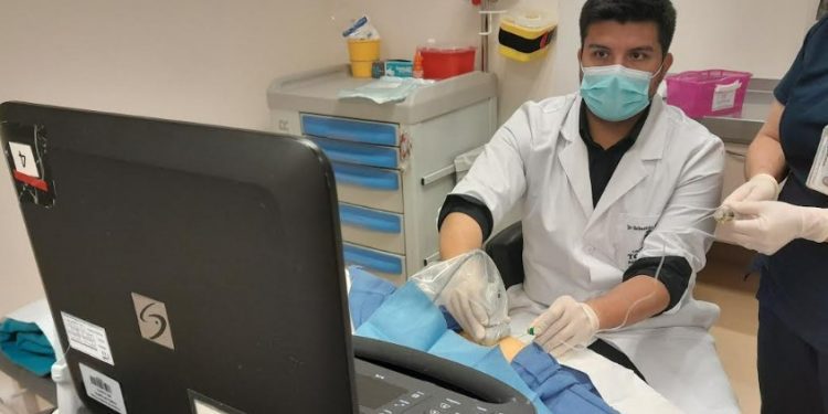 Hospital Gustavo Fricke inicia terapias de plasma para tratar lesiones articulares