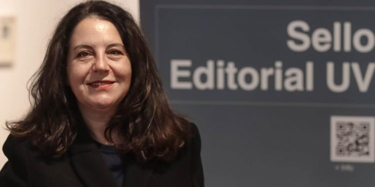 CRUCh nombra a Jovana Skarmeta como representante ante Consejo del Libro y la Lectura