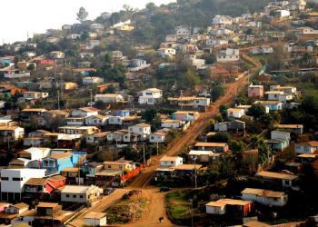 Viña del Mar: Inicia licitación para instalar luminarias solares en Manuel Bustos