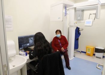 Estudio de odontóloga revela brechas en salud: Mujeres son las más perjudicadas