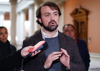 Alcalde Sharp y amenaza de paralización de micros: «Es gravísimo»