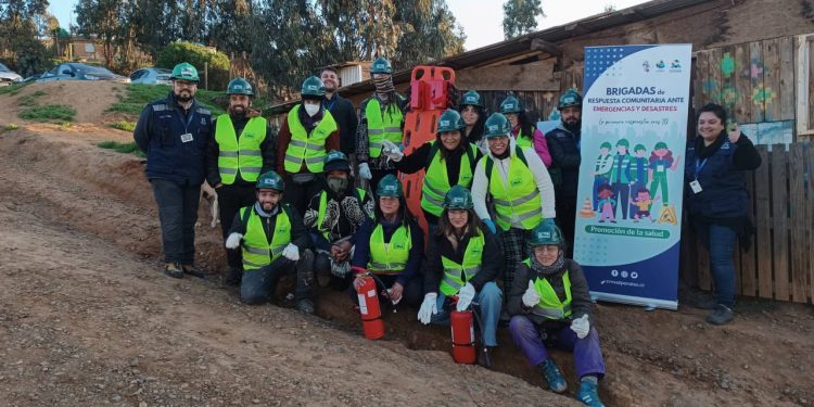 Valparaíso: Desarrollan taller comunitario para emergencias y desastres