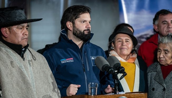 Presidente Boric llama a “no meter a todos dentro del mismo saco” por Fundaciones