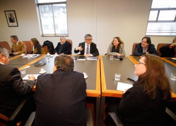 Ministro Mario Marcel destacó «conversación constructiva» con las pymes