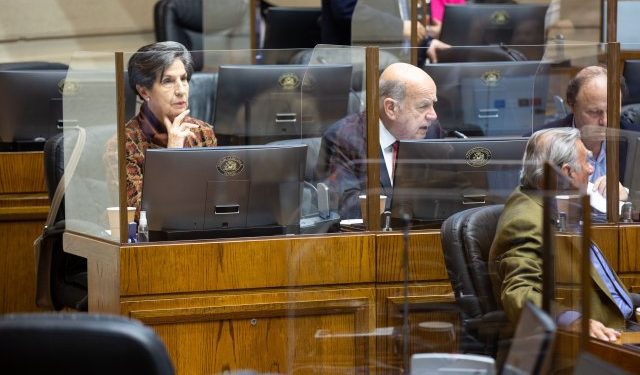 Senadora Allende: “Requerimos un pacto y estrategia nacional por el agua”
