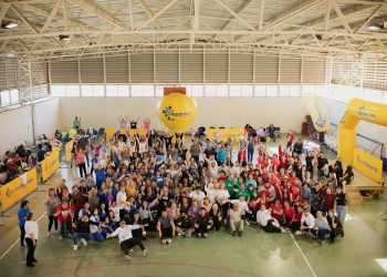 Viña del Mar: 200 adultos mayores participan en bailetón