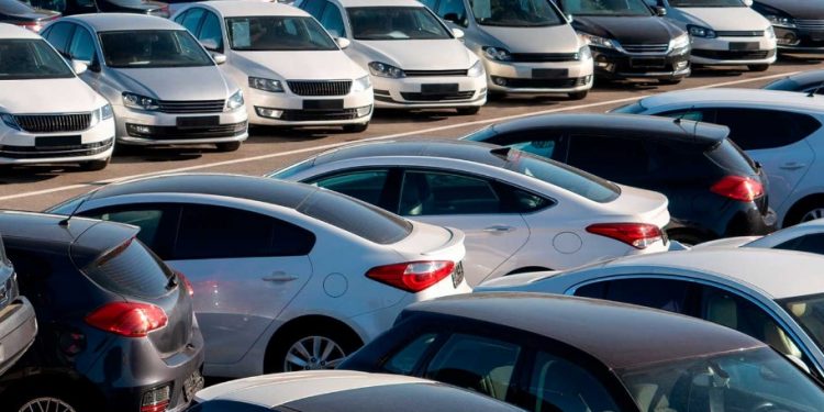 Odecu inició demanda contra automotoras por sobreprecios