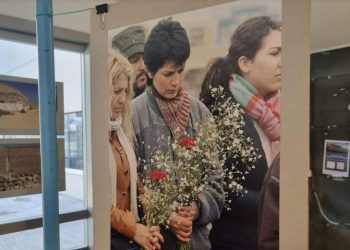 Hospital Gustavo Fricke acoge exposición fotográfica para conmemorar los 50 años del golpe