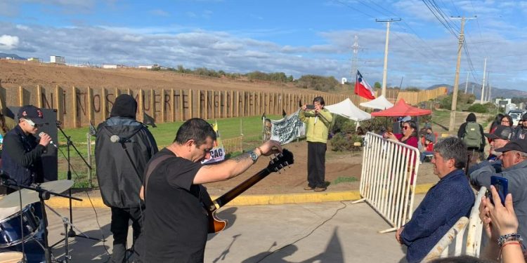 Quintero: Presentan recurso de protección por toma de planta desalanizadora