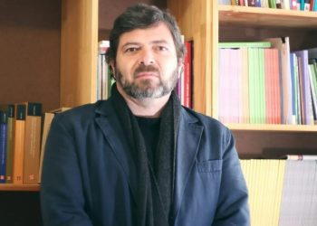 Carlos Ruiz es formalizado tras ser detenido por violencia intrafamiliar