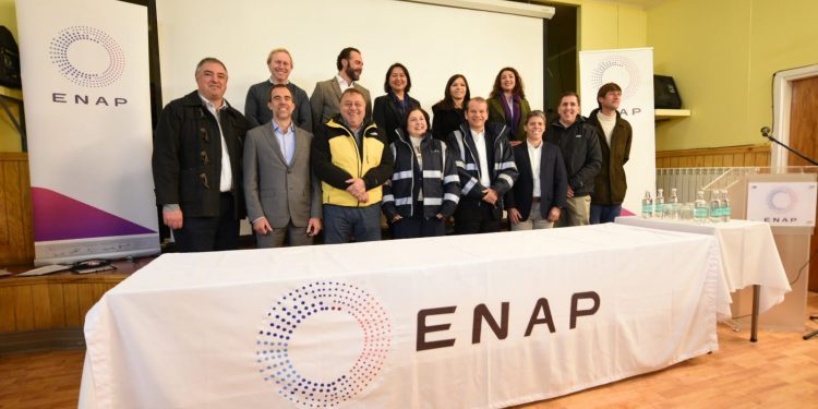 Enap firma acuerdo con seis empresas para desarrollar infraestructura de hidrógeno verde