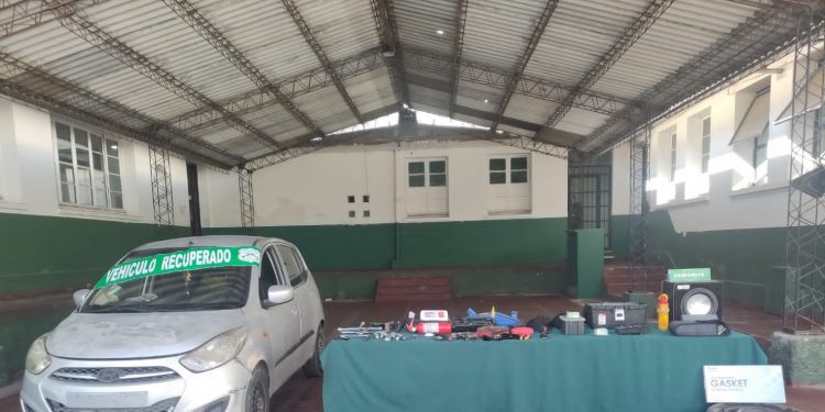 Detienen a ladrón especializado en robar autos en Los Andes