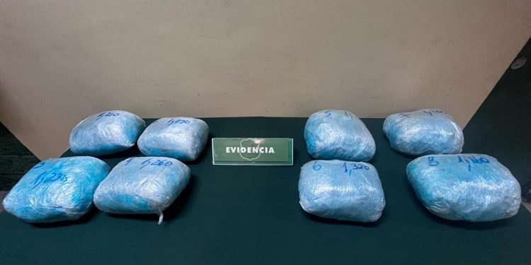 Carabineros saca 30 mil dosis de droga de circulación