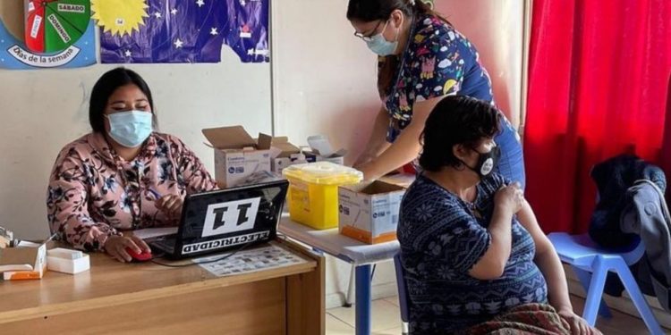 Hospital de Casablanca despliega esfuerzos sanitarios en Campaña de Invierno 2023 con foco en vacunación