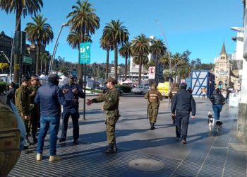 Viña del Mar: Municipio afirma que copamiento focalizado ha despejado Calle Valparaíso