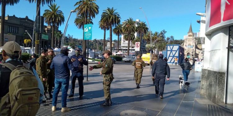 Viña del Mar: Municipio afirma que copamiento focalizado ha despejado Calle Valparaíso