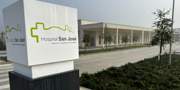 Proyectan que nuevo Hospital de Casablanca entre en funcionamiento en los próximos meses