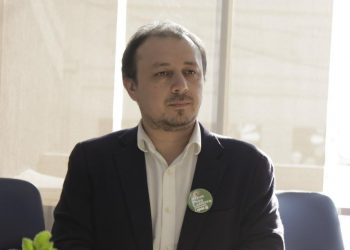 Diputado Cuello solicita mayor fiscalización a las condiciones laborales de choferes