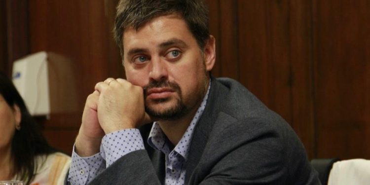 Diputado Manouchehri (PS): «Estamos frente a una oposición mala leche»