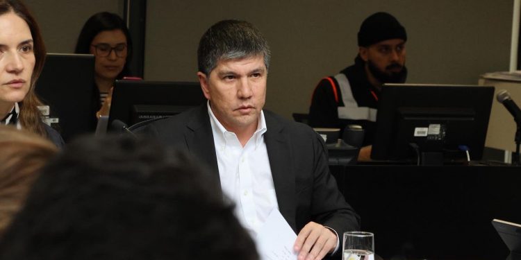 Gobierno confirma acción legal por robo de computadores