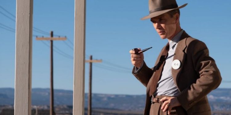 Oppenheimer aumenta la expectación con grandes calificaciones en sitios especializados