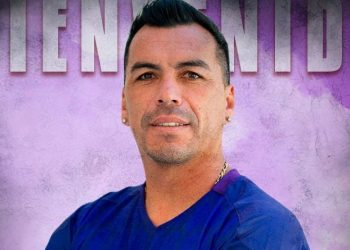 Esteban Paredes deja el retiro y se integra a San Antonio Unido