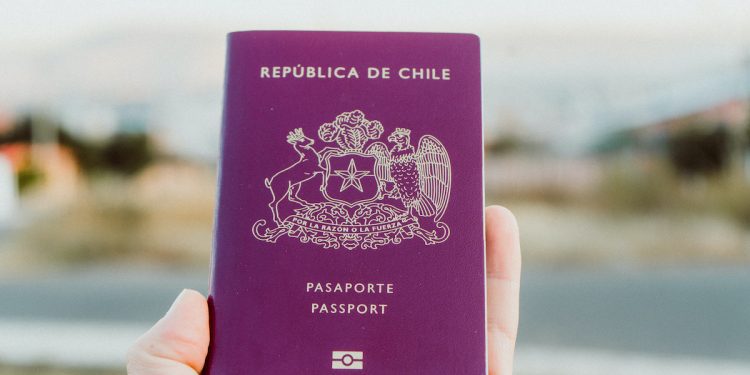 Pasaporte chileno destaca como uno de los más «fuertes» de América Latina