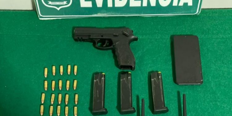 Detienen a cinco sujetos en Reñaca alto con armas y municiones
