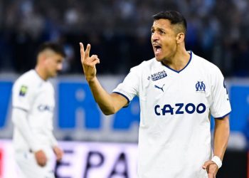 Alexis Sánchez rechazó al puntero del Brasileirao