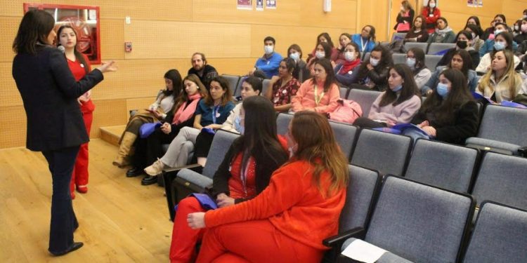 Hospital Biprovincial Quillota Petorca tuvo su primera jornada de lactancia materna