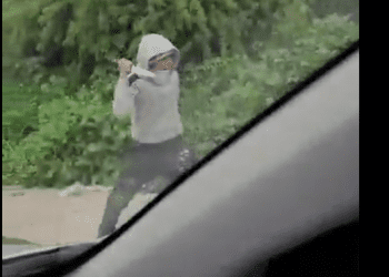 Viralizan video de brutal asalto a mujer en Quilpué