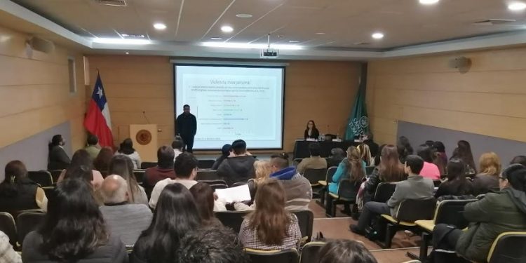 Programa piloto UST busca reducir las listas de espera en salud mental