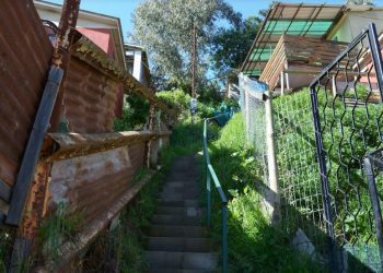 Viña del Mar: Adjudican iluminación para escalinatas en Pueblo Hundido