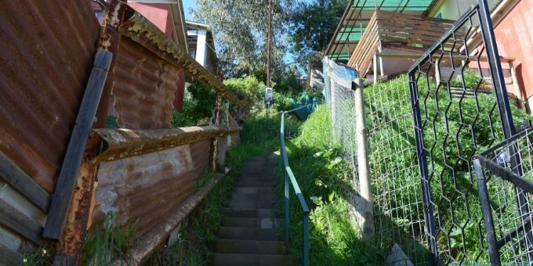 Viña del Mar: Adjudican iluminación para escalinatas en Pueblo Hundido