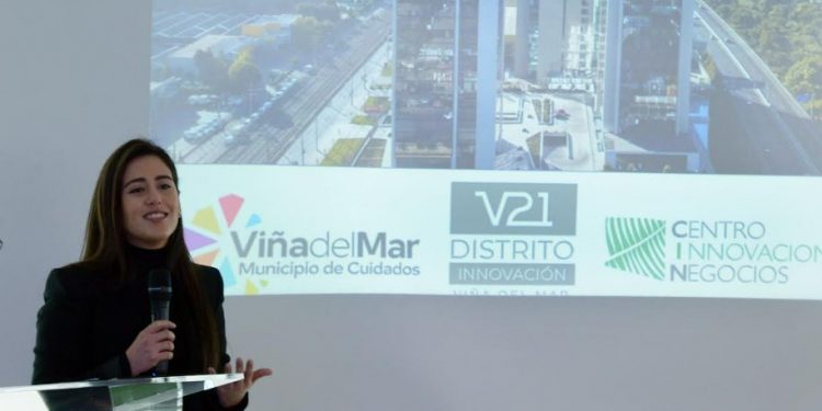 Viña del Mar firma alianza de colaboración con distrito de innovación V21