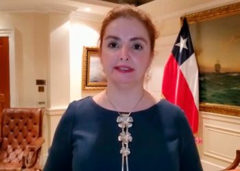 Embajadora en Reino Unido Susana Herrera presenta su renuncia tras polémica